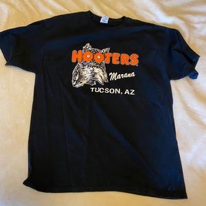 Vintage Hooters Shirt - Tucson AZ size XL